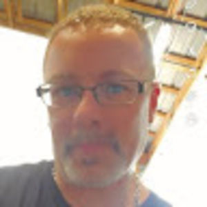 Meet your Posher, Dennis